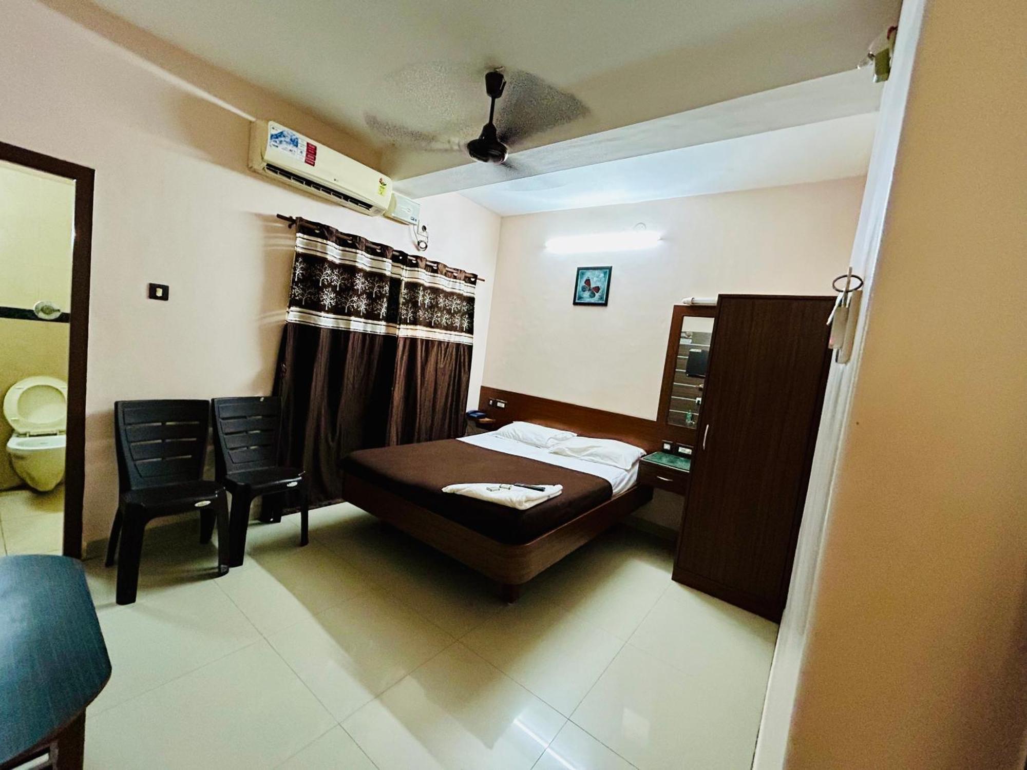 Hotel Jothi Coimbatore Zewnętrze zdjęcie