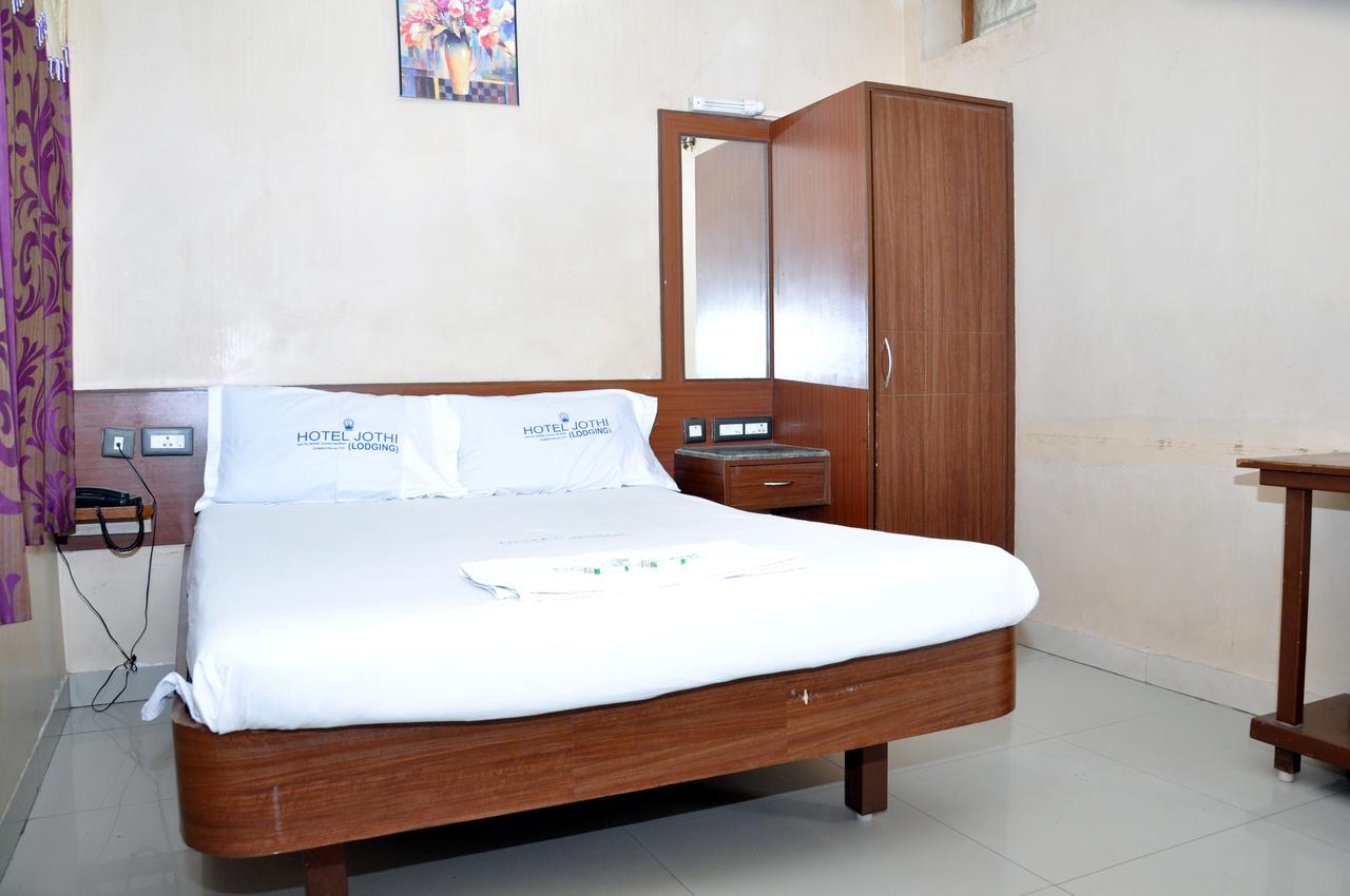 Hotel Jothi Coimbatore Zewnętrze zdjęcie